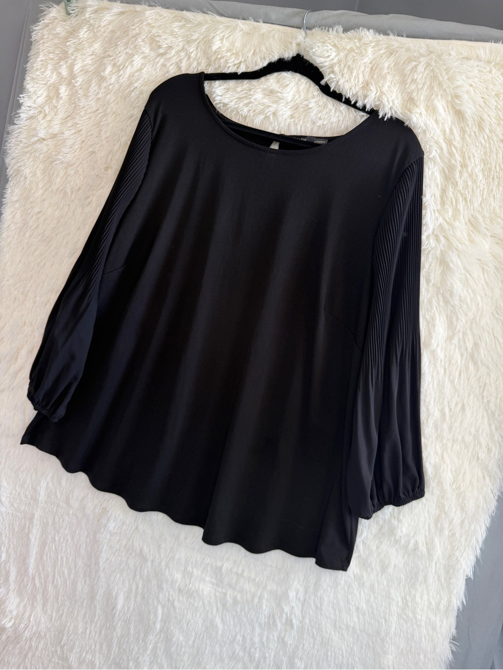 Adrianna Papell Womens Pleated Balloon Sleeve Knit Top Size 2X Black Minimalist - Picture 3 of 7